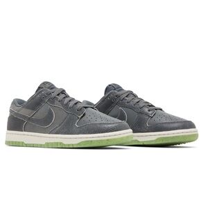 Nike Dunk Low SE ‘ Cauldron’ - 6Y/7.5W